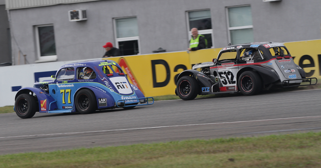 Christian Høgh foran Kevin Verner
(Foto: Motorsporten.dk)